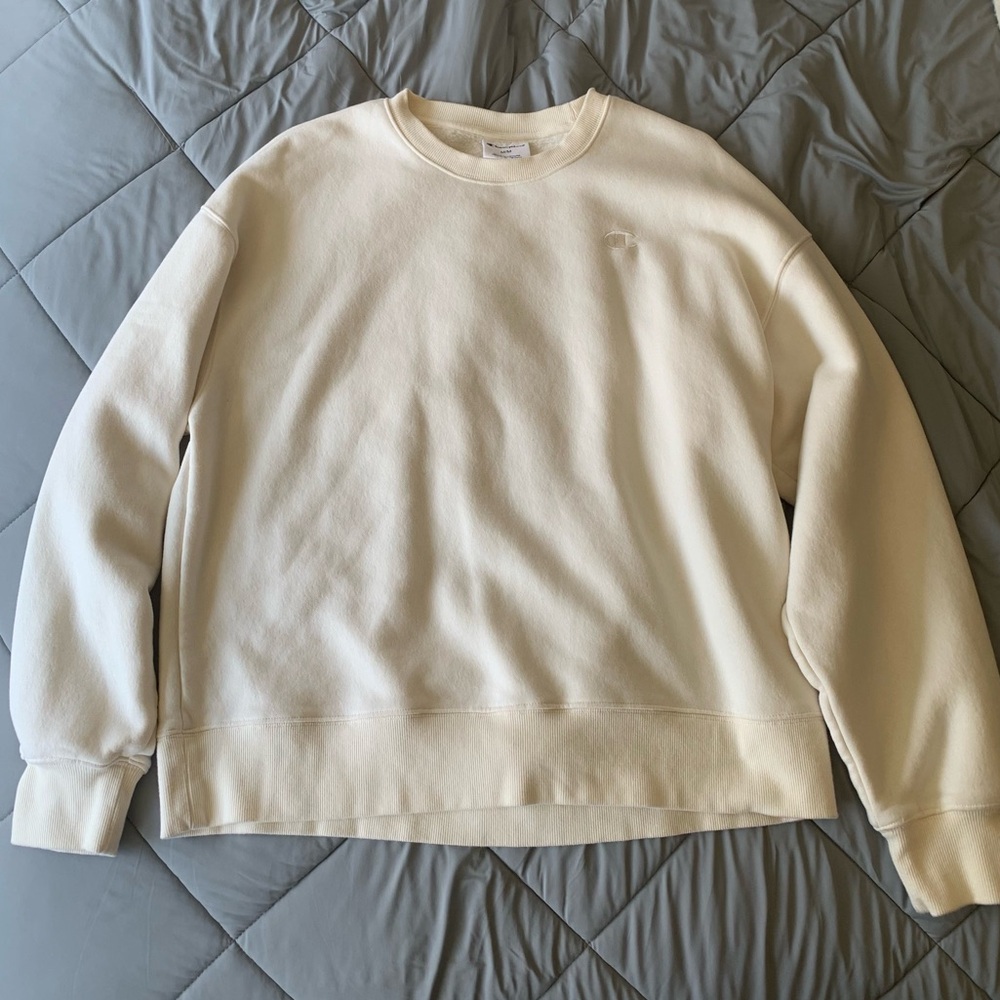 Champion Women's Cream Crew Neck Sweater